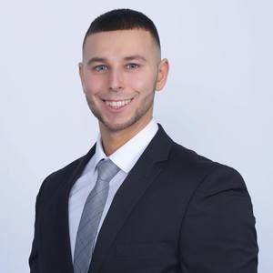 Meet your Posher, Christian